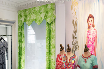 1-Alluring-Window-valances-Lilly-Pulitzer-store-Madison-ave-NYC